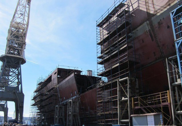 Строительство первой в мире плавучей АЭС, и крупнейшего ледокола