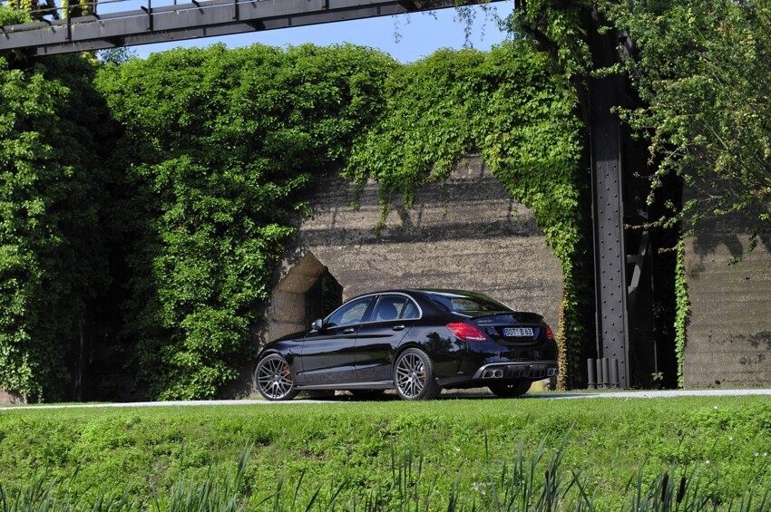 600-сильная версия Mercedes C63 AMG S от Brabus