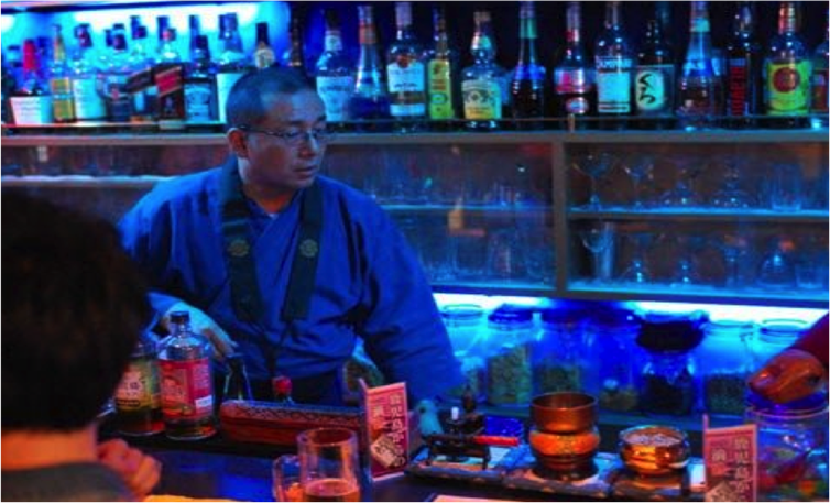 Владельцы баров. Монах в баре. Владелец бара. Владелец паба. Единственное место в баре.