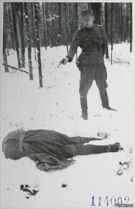 Советский разведчик смеется перед расстрелом и другие фото Второй мировой войны