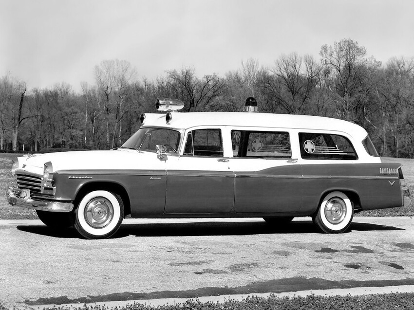 20. Memphian-Chrysler Ambulance '1956