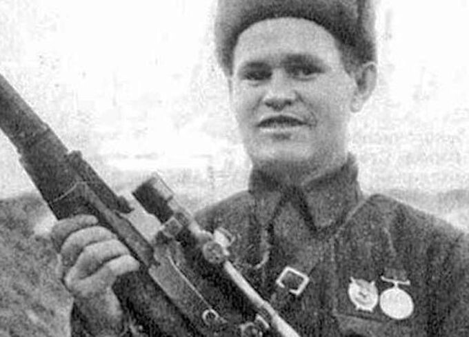 5. Василий Зайцев (Март 23, 1915 – Декабрь 15, 1991)