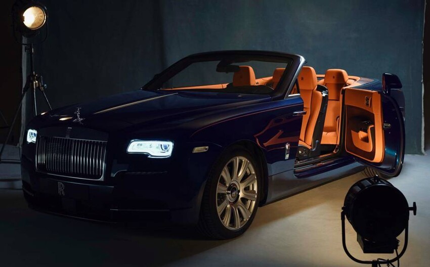 Rolls-Royce представил свой новый кабриолет Dawn