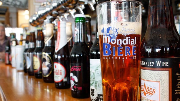 10. Mondial de la Bière Где проводится: Монреаль, Квебек, Канада. Когда: в начале июня. Канадцы знают толк в пиве. Вход на этот фестиваль свободный,вы сможете поучаствовать в дегустациях и конкурсах  