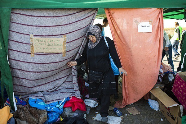 Окно в Европу: что сейчас происходит в лагере беженцев в Венгрии 