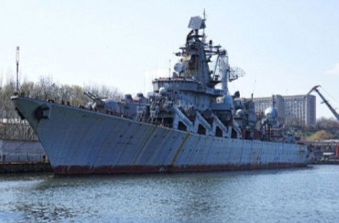 Киев продает ракетный крейсер "Украина"  