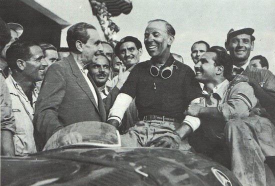 Свою первую гоночную победу марка Ferrari взяла в незначительном состязании на треке Caracalla в Риме. За рулем Ferrari был Франко Кортесе.