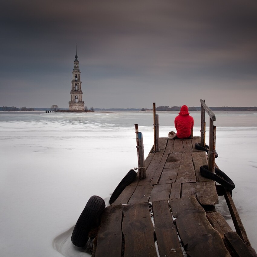 12. Затопленная колокольня, г. Калязин. Фото: Сергей Новожилов