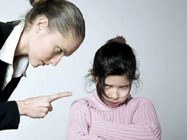 10 ситуаций, которые знакомы детям строгих родителей
