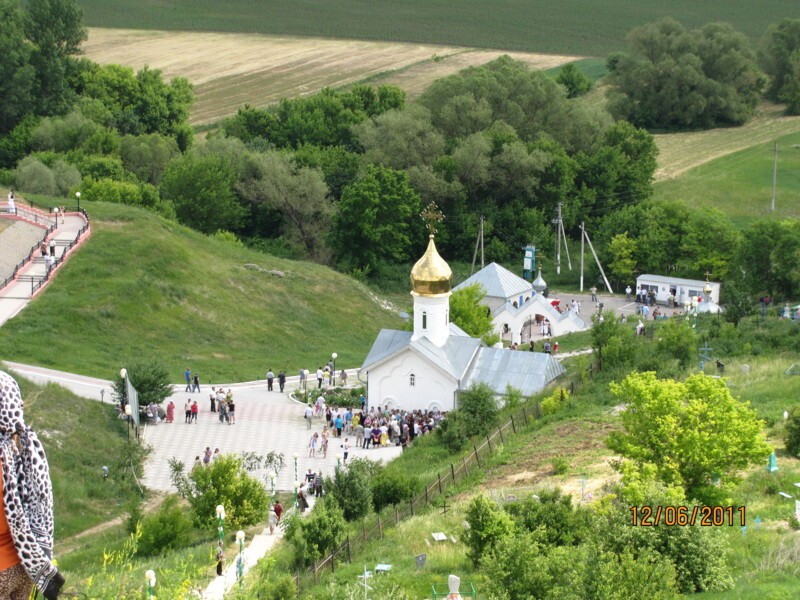 Холковский подземный монастырь