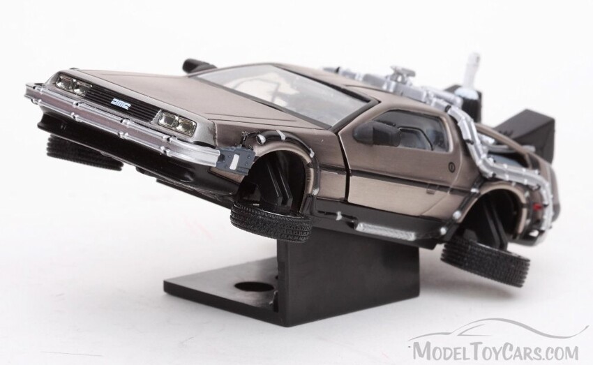 История компании DeLorean