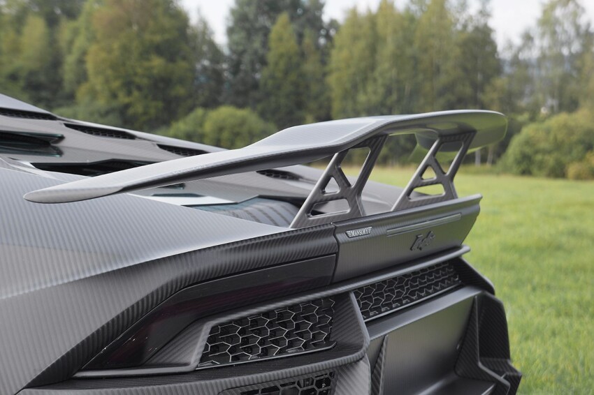 Очень мощный Lamborghini Huracan от Mansory