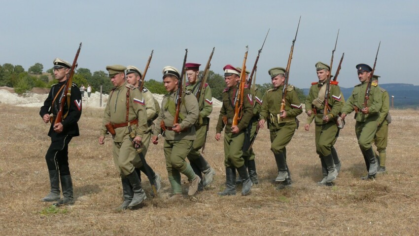 Потрясающий воображение военно-исторический фестиваль в Крыму 