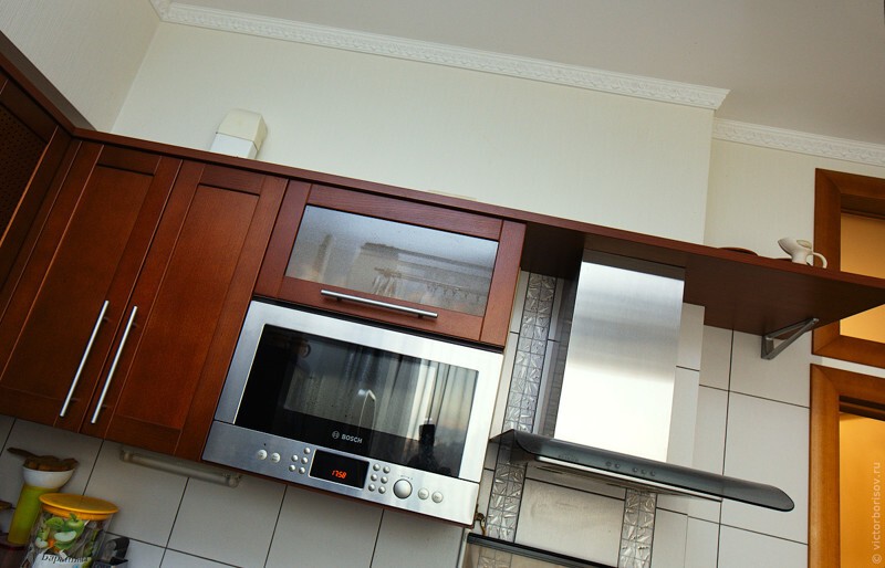 Найди на фото: чего нельзя делать при ремонте кухни 