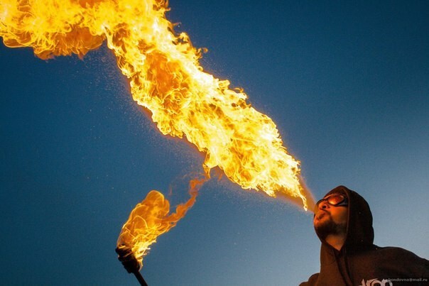 В Питере проходит фестиваль огненных искусств