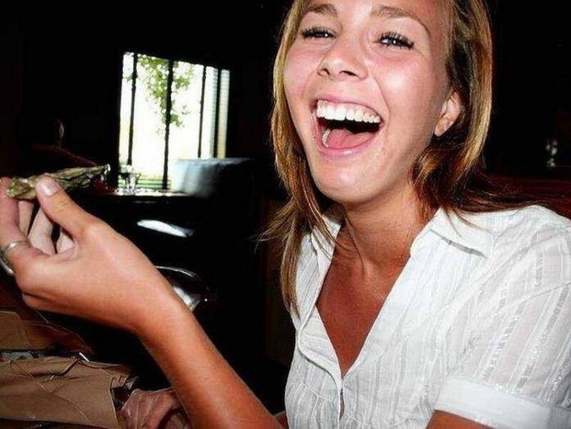  10. Съесть устрицу во время «счастливого часа»