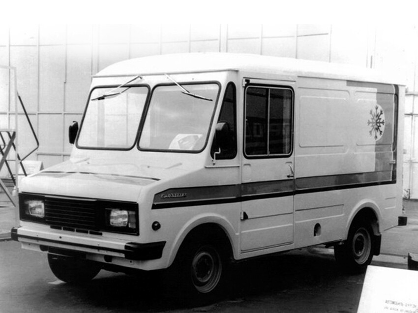 1980 год, ЕрАЗ-3730. 