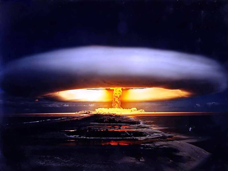 Взрыв "Царь-бомбы" над Новой Землей