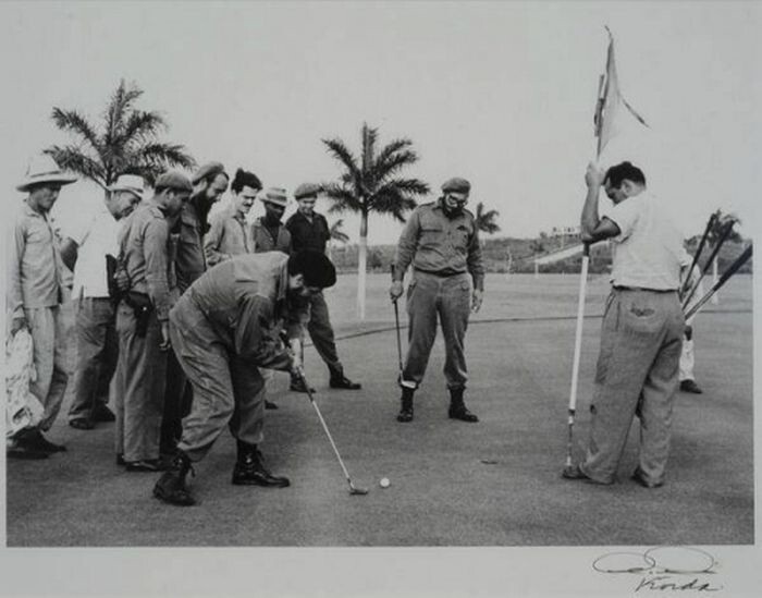 Че Гевара и Фидель играют в гольф, 1962 год