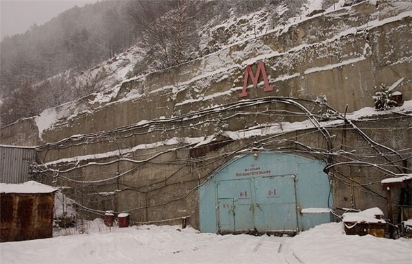  Баксанская нейтринная обсерватория (БНО)