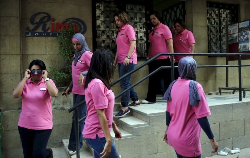 Розовое такси для женщин в Египте