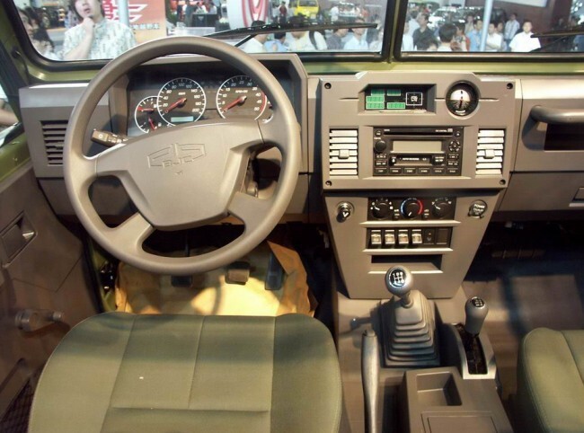 Китайский 'уазик' Beijing BJ212