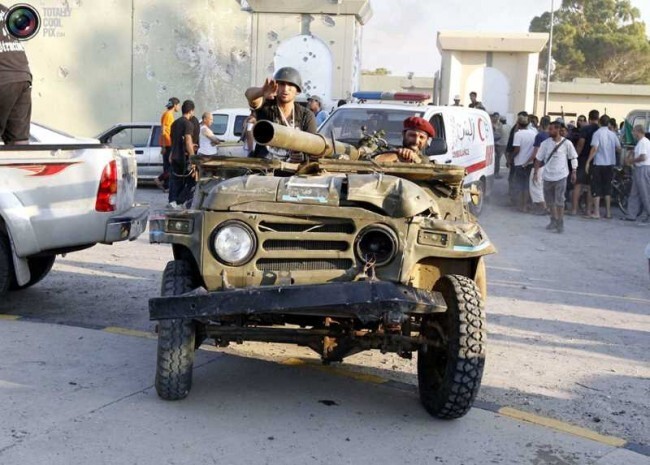 Китайский 'уазик' Beijing BJ212