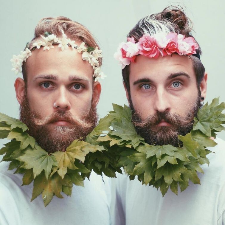 Эти двое парней превратили свои бороды в предмет искусства 