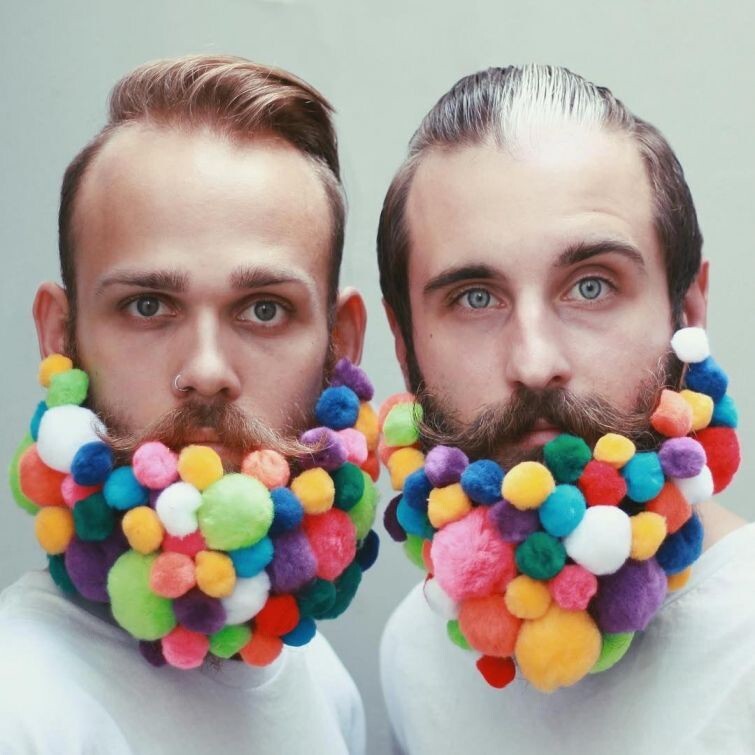 Эти двое парней превратили свои бороды в предмет искусства 