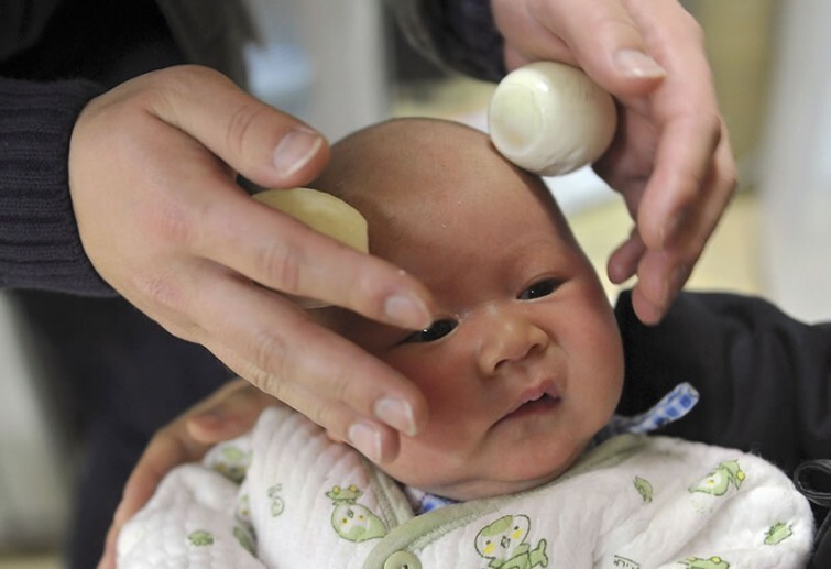  Яичный массаж для малышей 