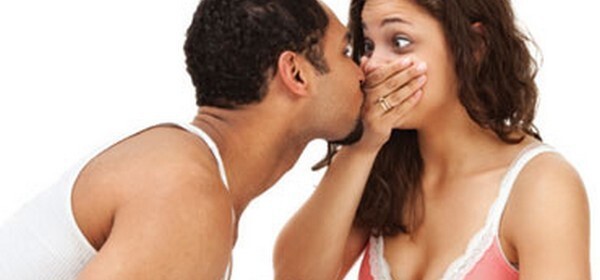 Почему возникает неприятный запах изо рта? - 5 основных причин