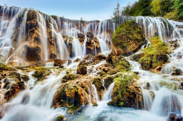 Долина Цзючжайгоу,Сычуань, Китай