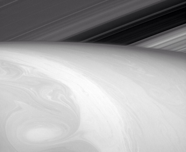 Облака над Сатурном. 23 августа 2014 года 