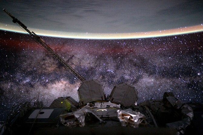 Млечный путь из космоса. (Фото Scott Kelly | NASA):