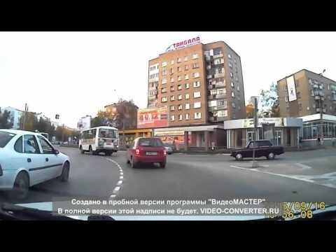 Не смогли благополучно проехать круговое движение 