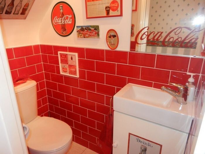 Ирландка превратила свой дом в «храм» Coca-Cola 