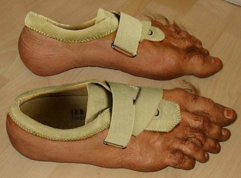 Странная и необычная обувь