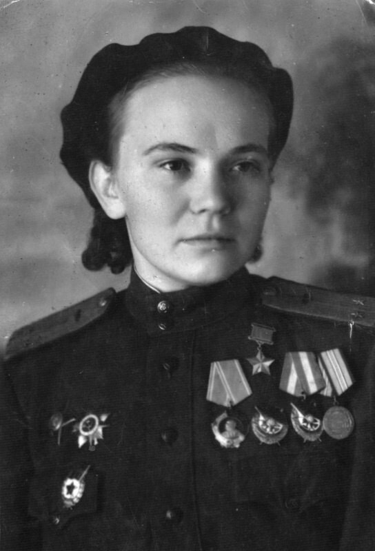 Советские женщины-пилоты