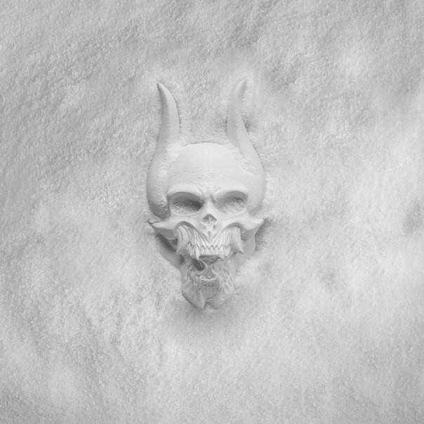 Trivium - Silence In the Snow