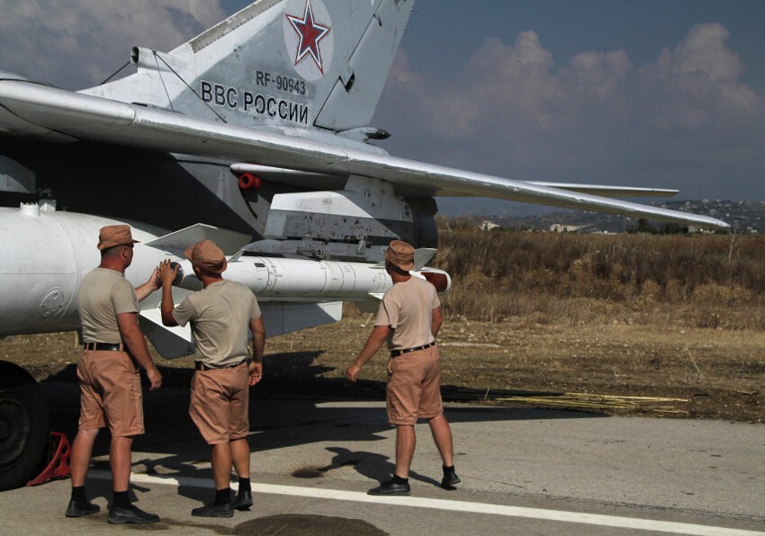 Перед вылетом. Как работают российские военные на базе "Хмеймим"