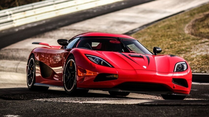 2. Koenigsegg Agera R