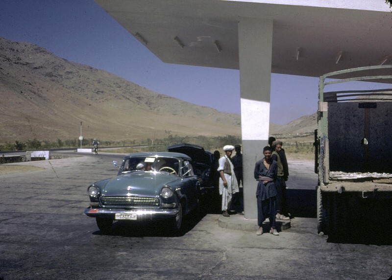 Кабульская бензоколонка 1960-х: