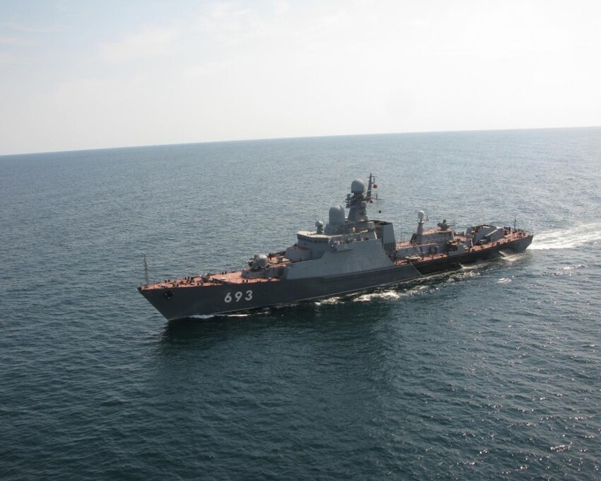 Каспийский флот РФ поразил 11 целей «Исламского государства» в Сирии