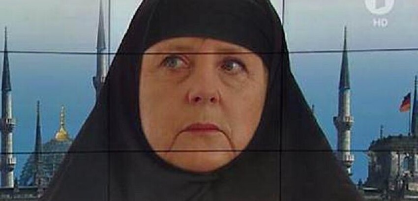 Скандал!!! Меркель в хиджабе изобразили на немецком телевидение!