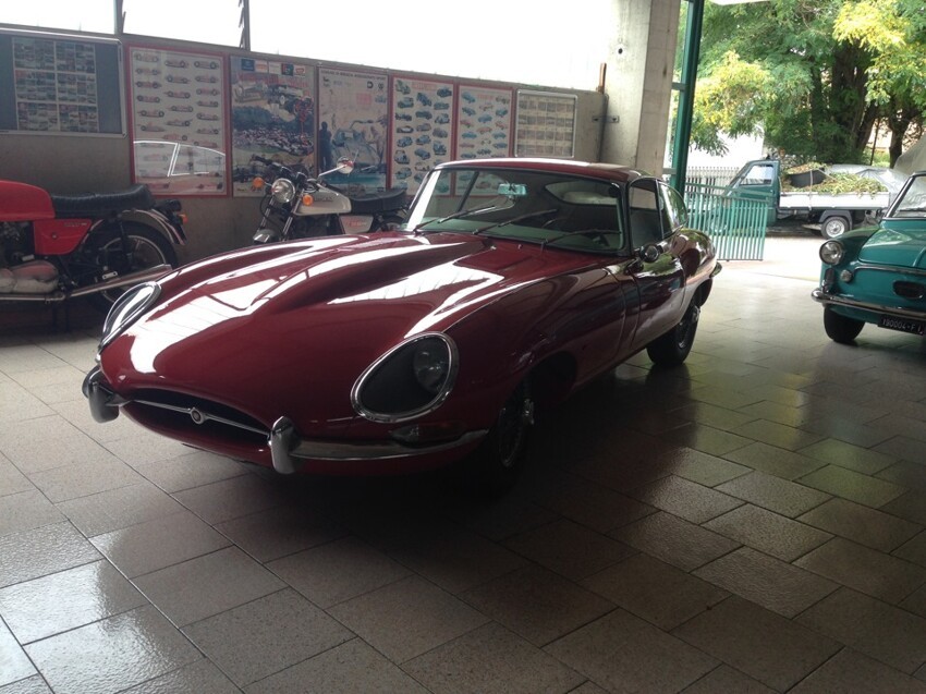 Jaguar E-type 1962 года - детская мечта