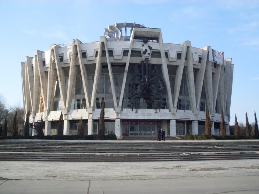 7. Здание цирка, Кишинев, Молдова.