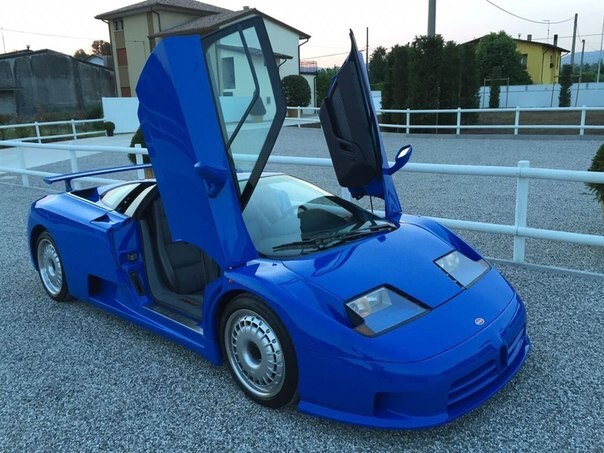 Редчайший Bugatti EB110 GT за $1,8 млн