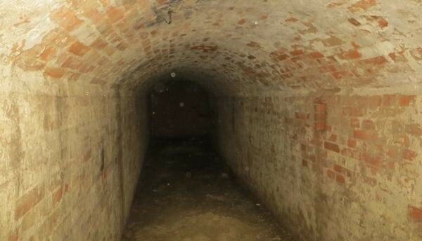 В Мамоново обнаружили загадочное подземелье