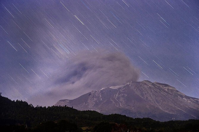 Вулкан Кальбуко, Чили, 24 апреля 2015.