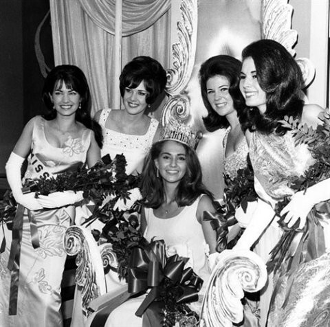 Сильвия Хичкок (США) - Мисс Вселенная 1967
